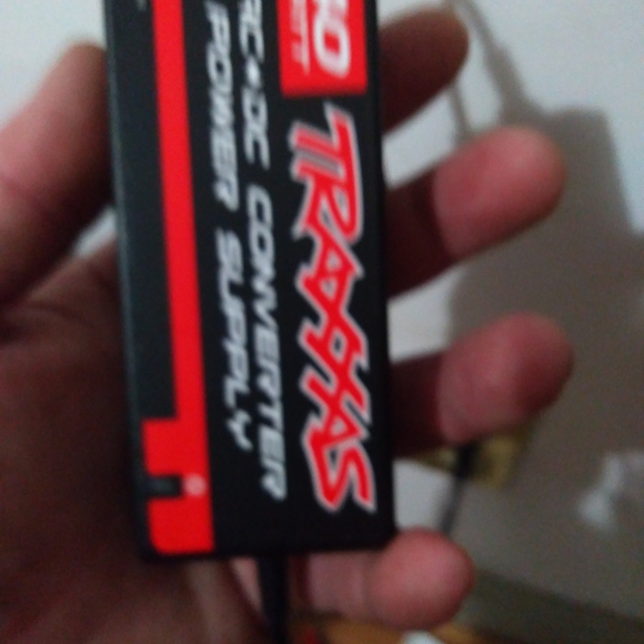 Charger for traxis w hookup complete - Picture 4 of 5